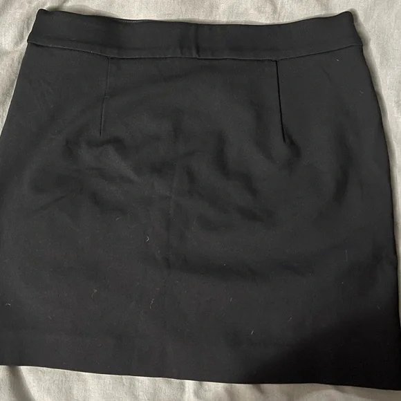 H&M Black Mini Skirt size M - Picture 3 of 10